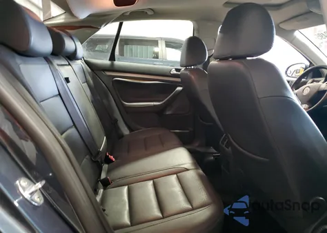 2008 Volkswagen Jetta Se z USA, uszkodzony, nr VIN 3VWRZ71K88M034246